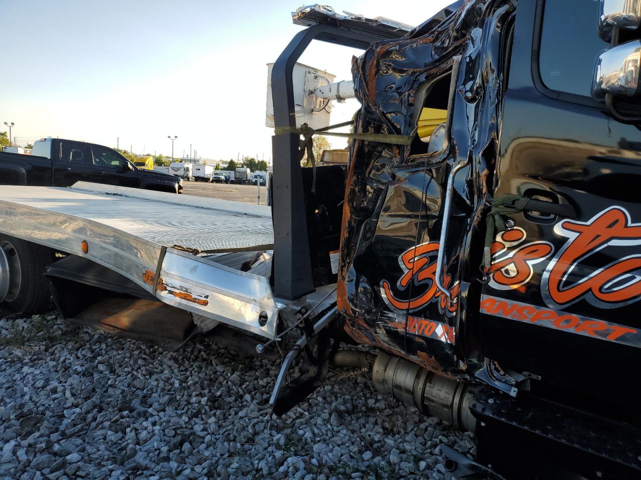 Lot #3234793408 2025 HINO HINO L6