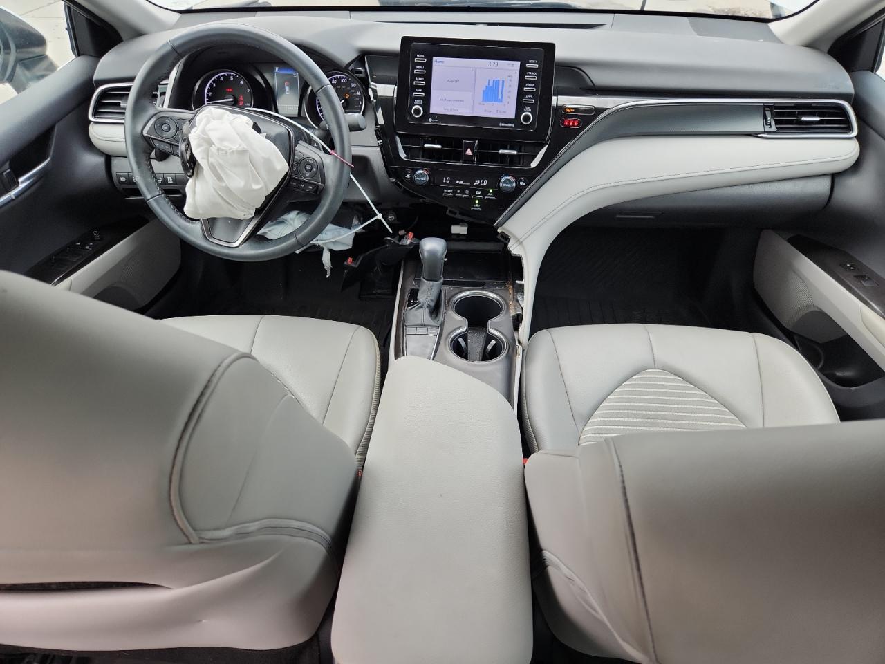 TOYOTA CAMRY SE NIGHT SHADE