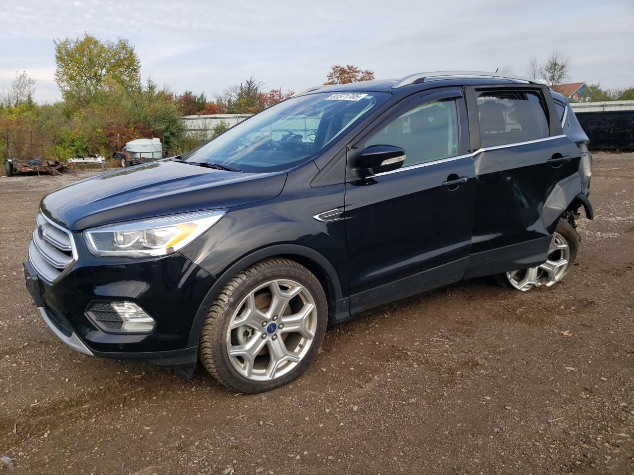 FORD ESCAPE TITANIUM