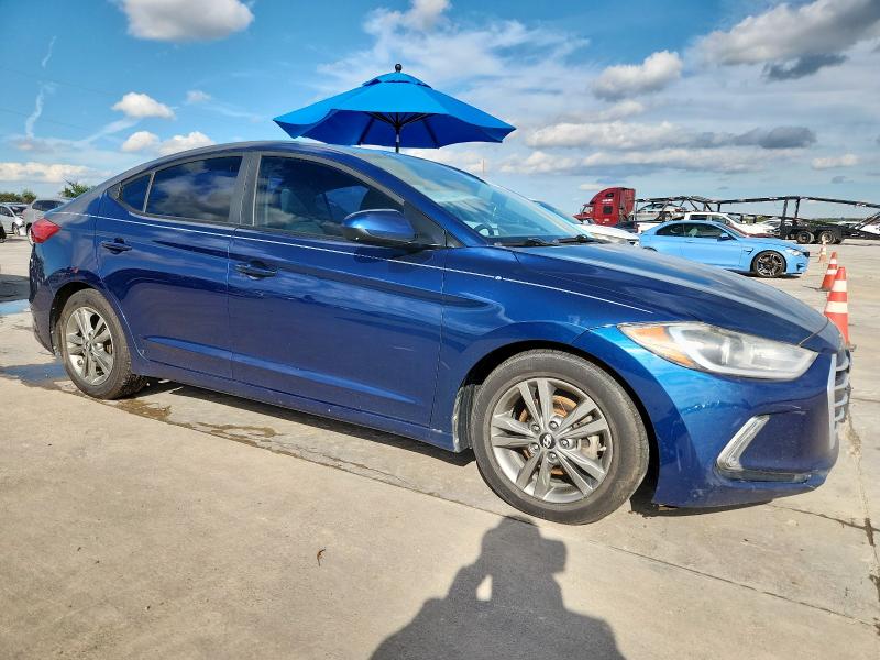 2017 HYUNDAI ELANTRA 5NPD84LF8HH035725