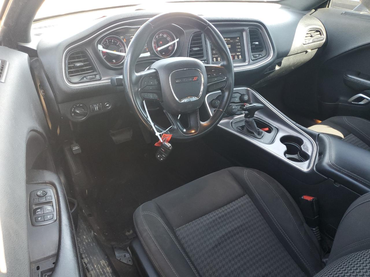 DODGE CHALLENGER SXT