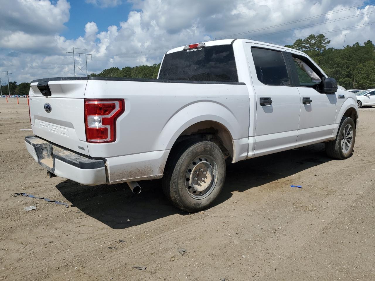 FORD F-150 SUPERCREW