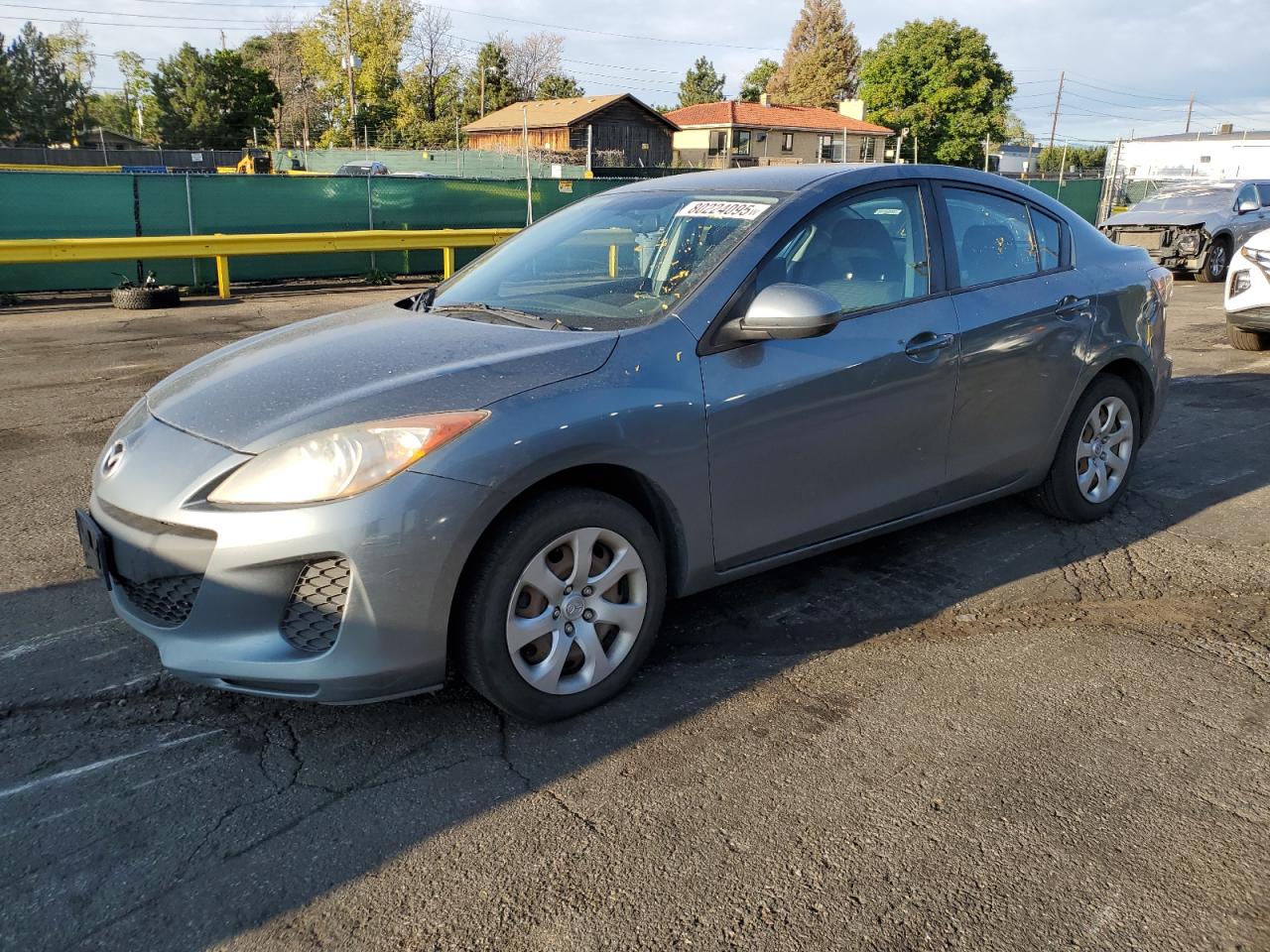 MAZDA 3 I