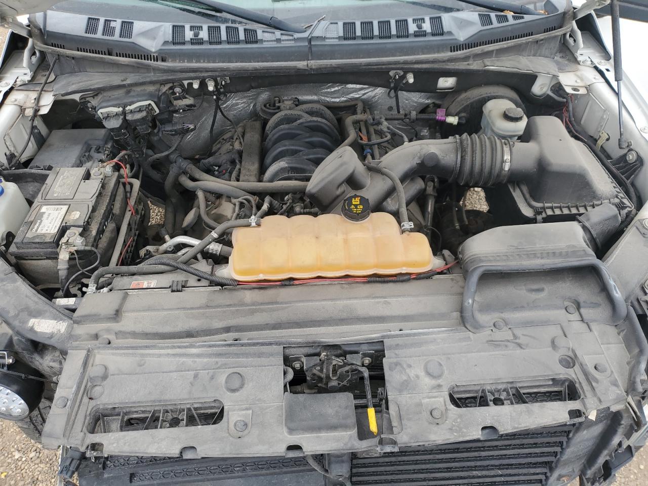 FORD F-150 SUPER CAB