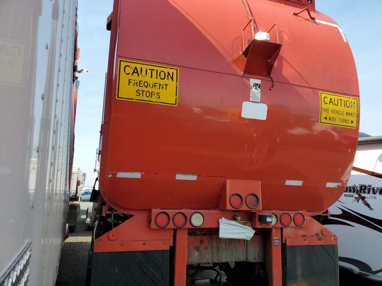 Lot #3240046499 1998 OTHER HEAVY EQUIPMENT TRAILER