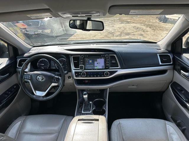 2016 TOYOTA HIGHLANDER 5TDJKRFH3GS242210