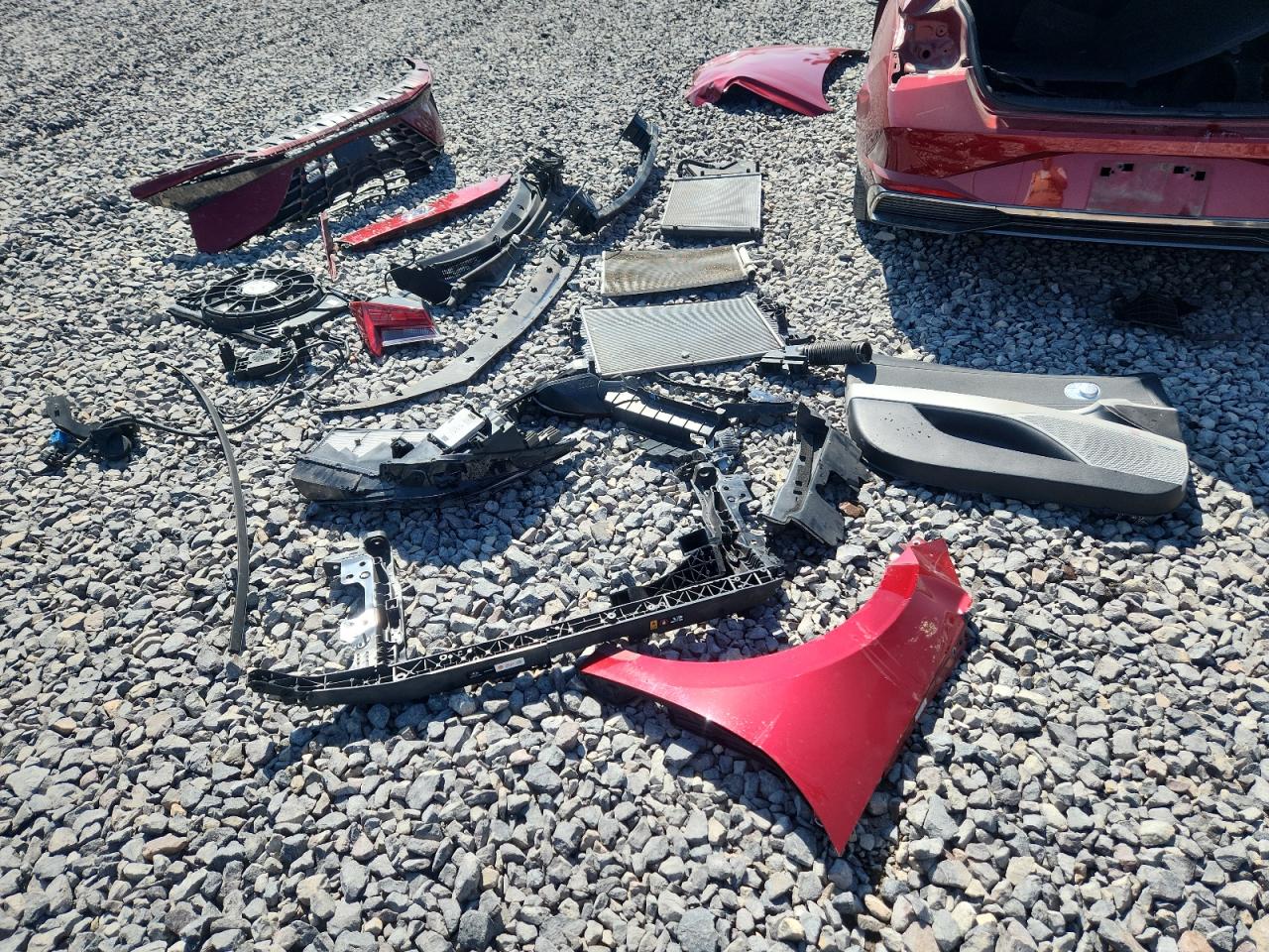 HYUNDAI ELANTRA LIMITED