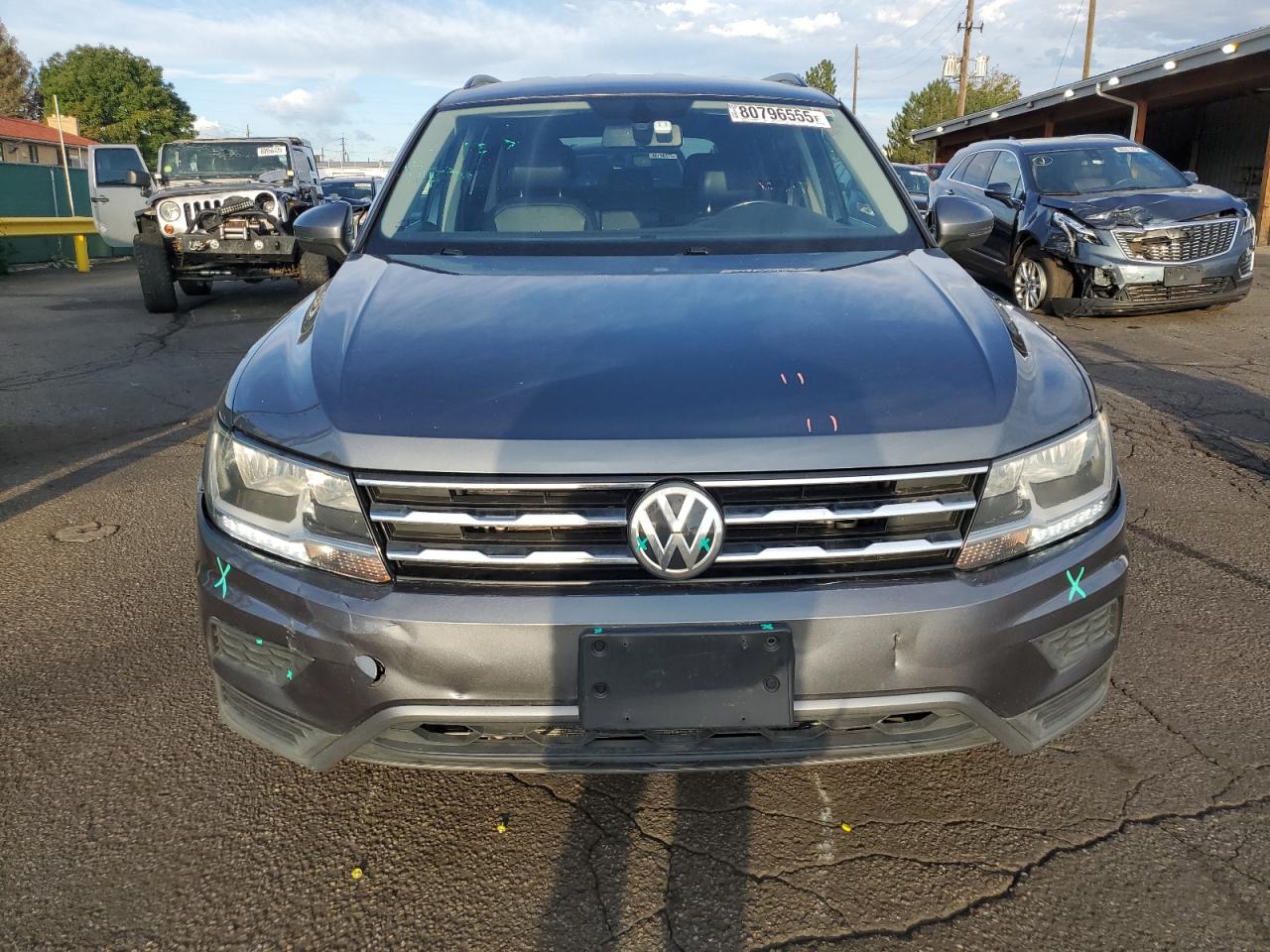 VOLKSWAGEN TIGUAN SE