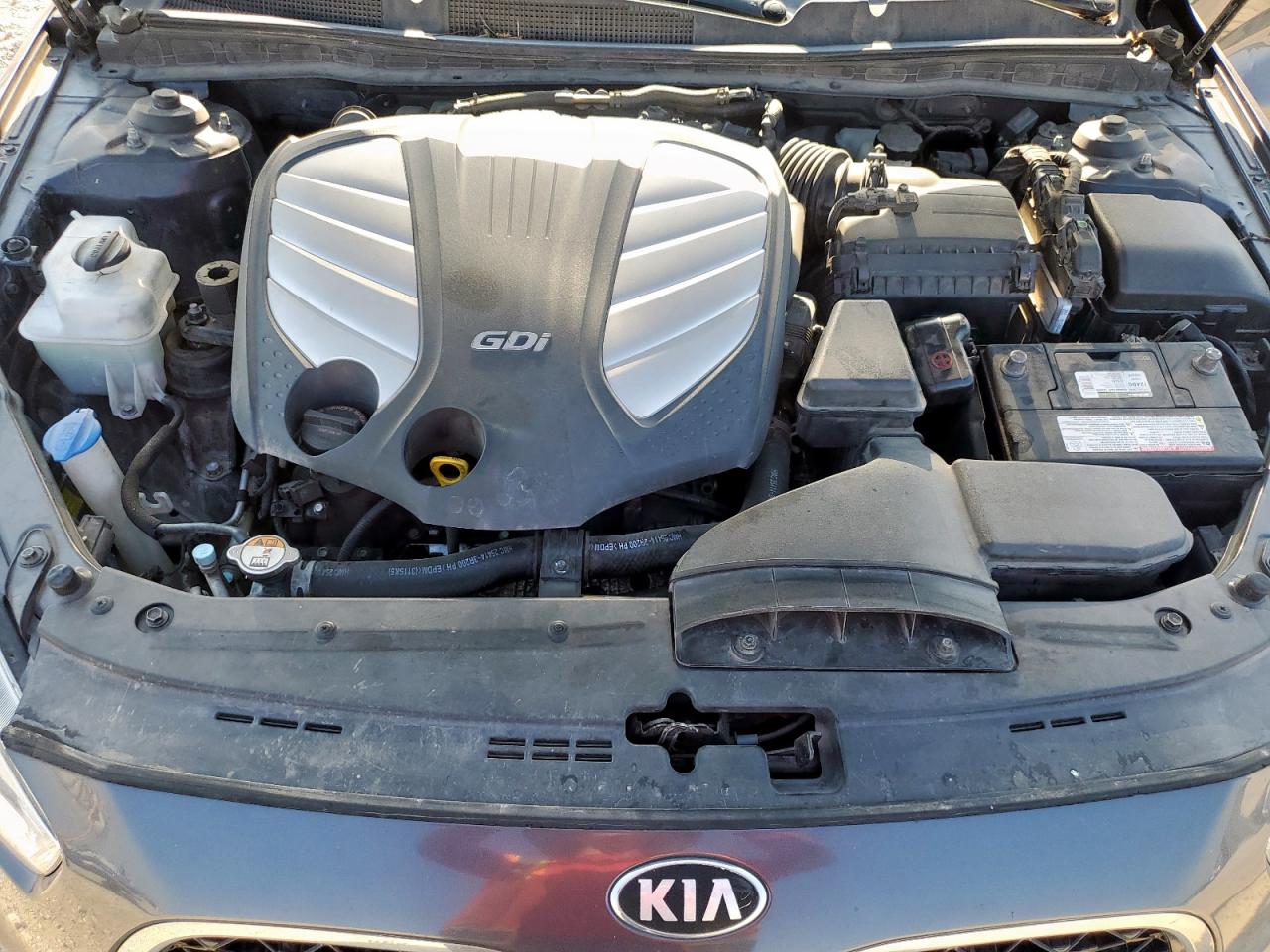 KIA CADENZA PREMIUM