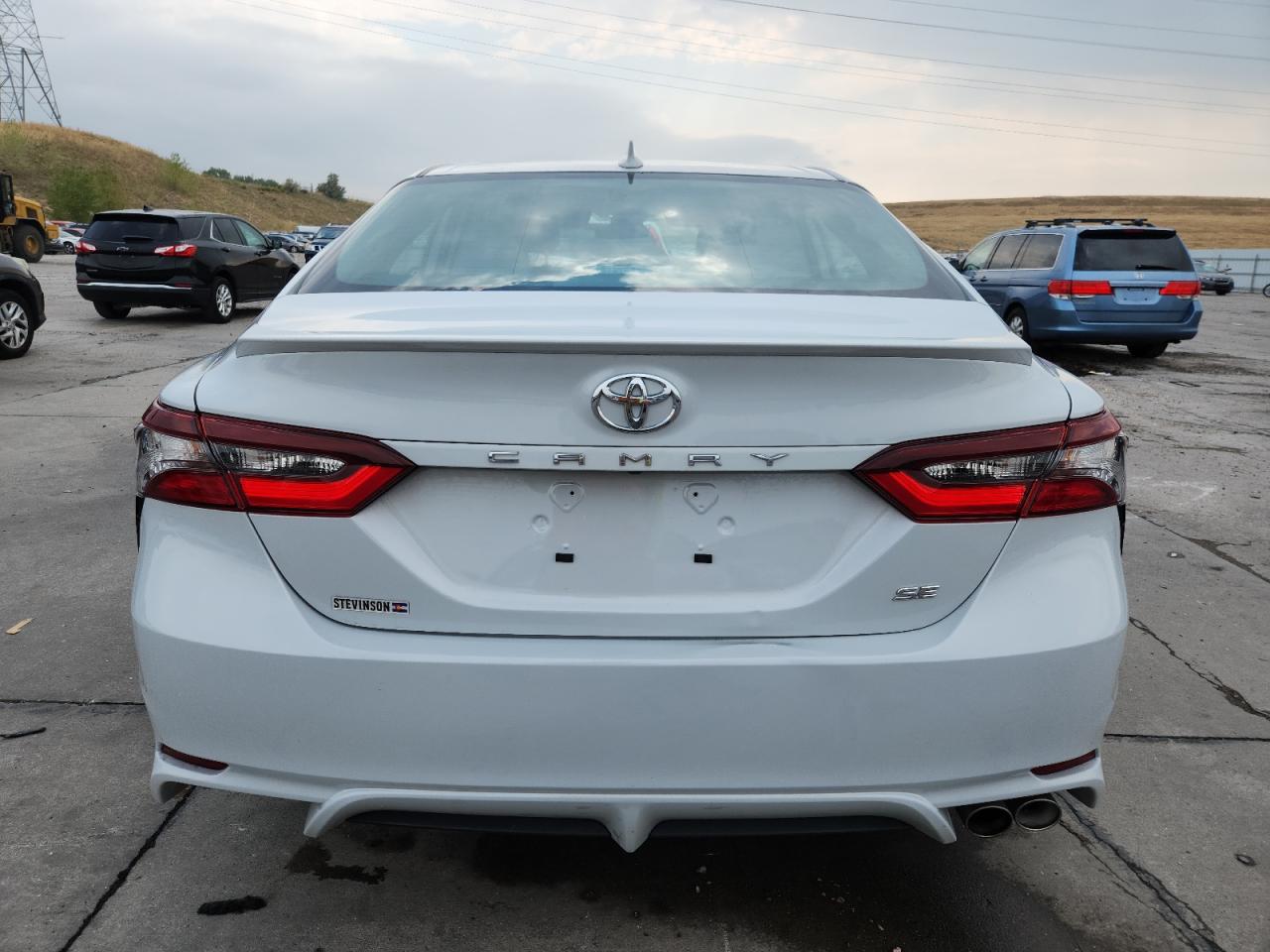 TOYOTA CAMRY SE NIGHT SHADE