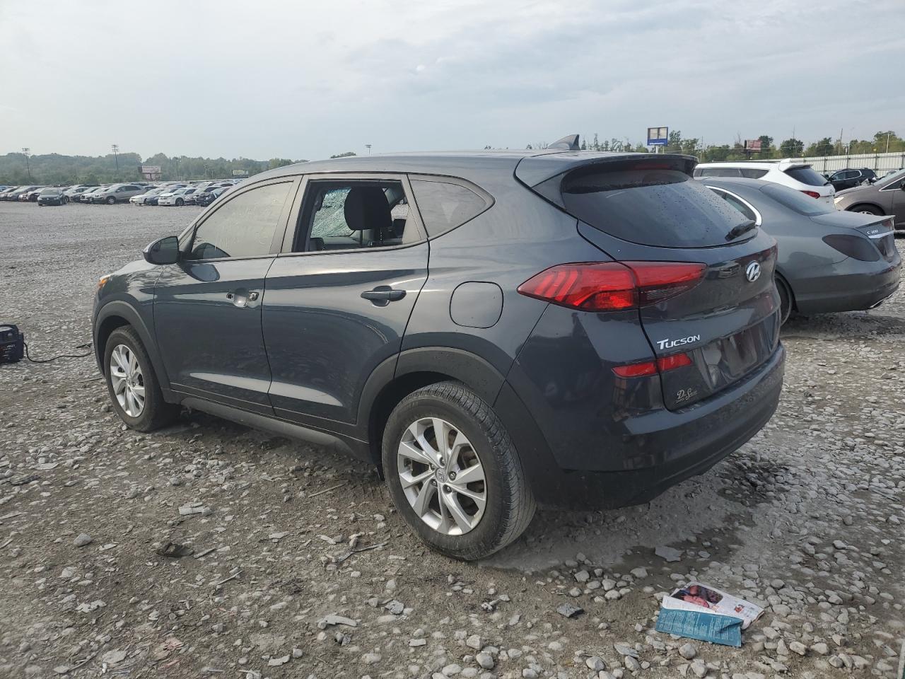 HYUNDAI TUCSON SE