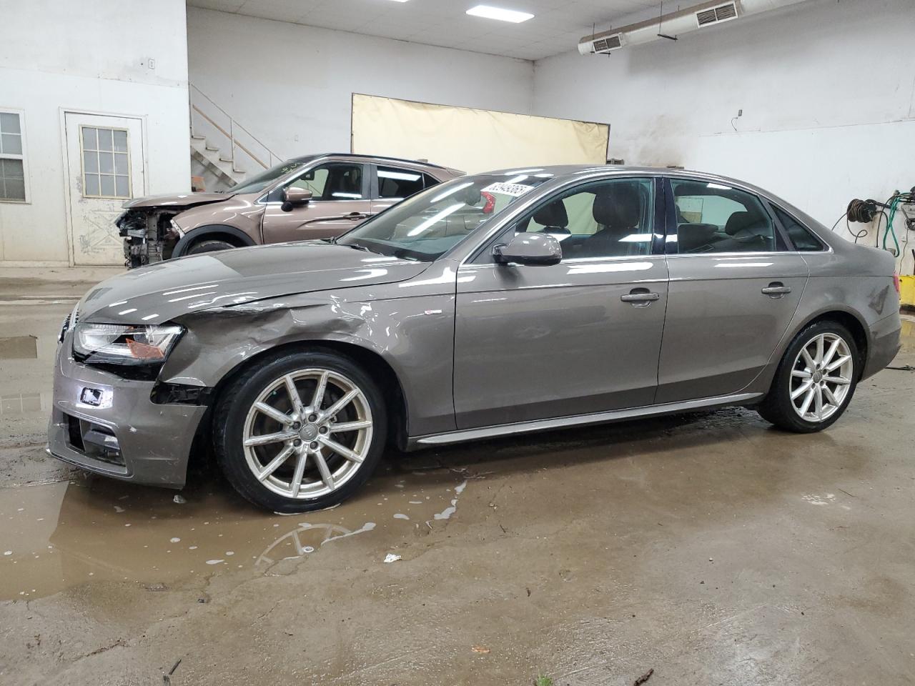 AUDI A4 PREMIUM PLUS