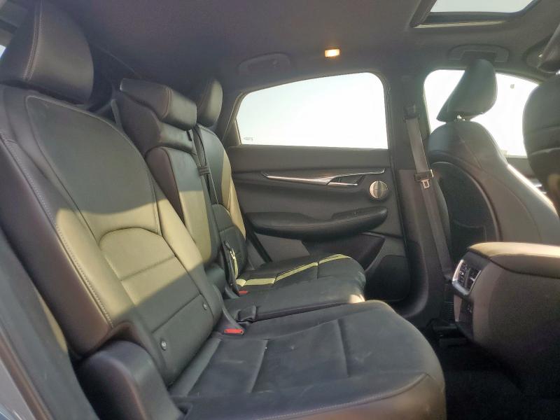 2023 INFINITI QX55 ESSEN 3PCAJ5KR2PF108609