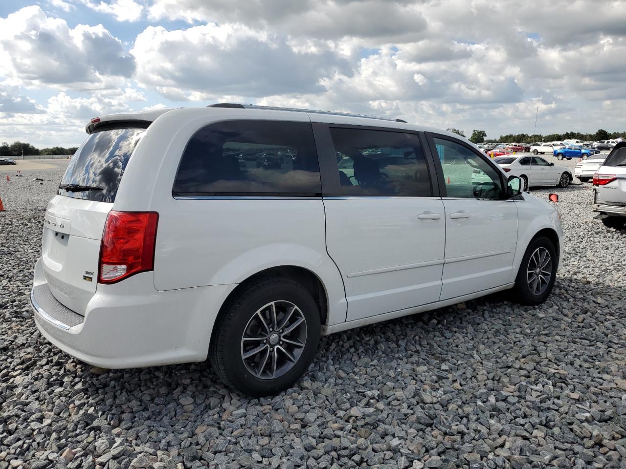 DODGE GRAND CARAVAN SXT
