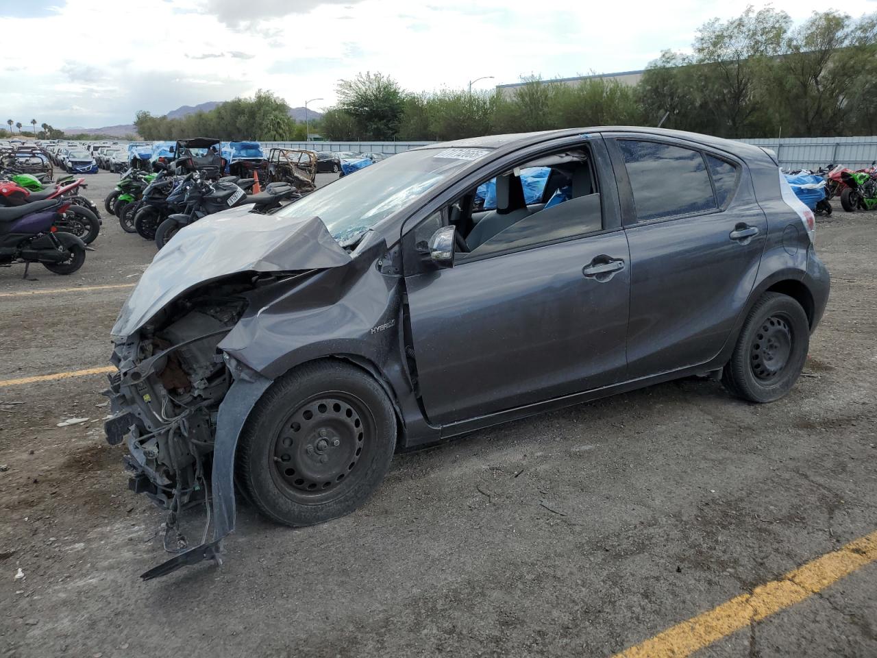 Lot #3266265000 2014 TOYOTA PRIUS C