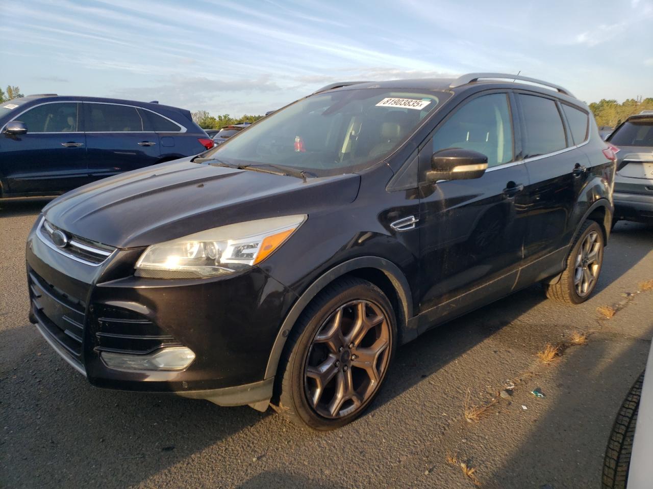 FORD ESCAPE TITANIUM
