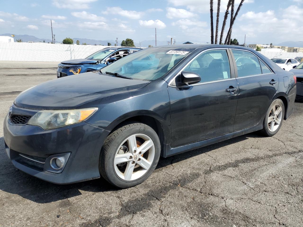 TOYOTA CAMRY BASE