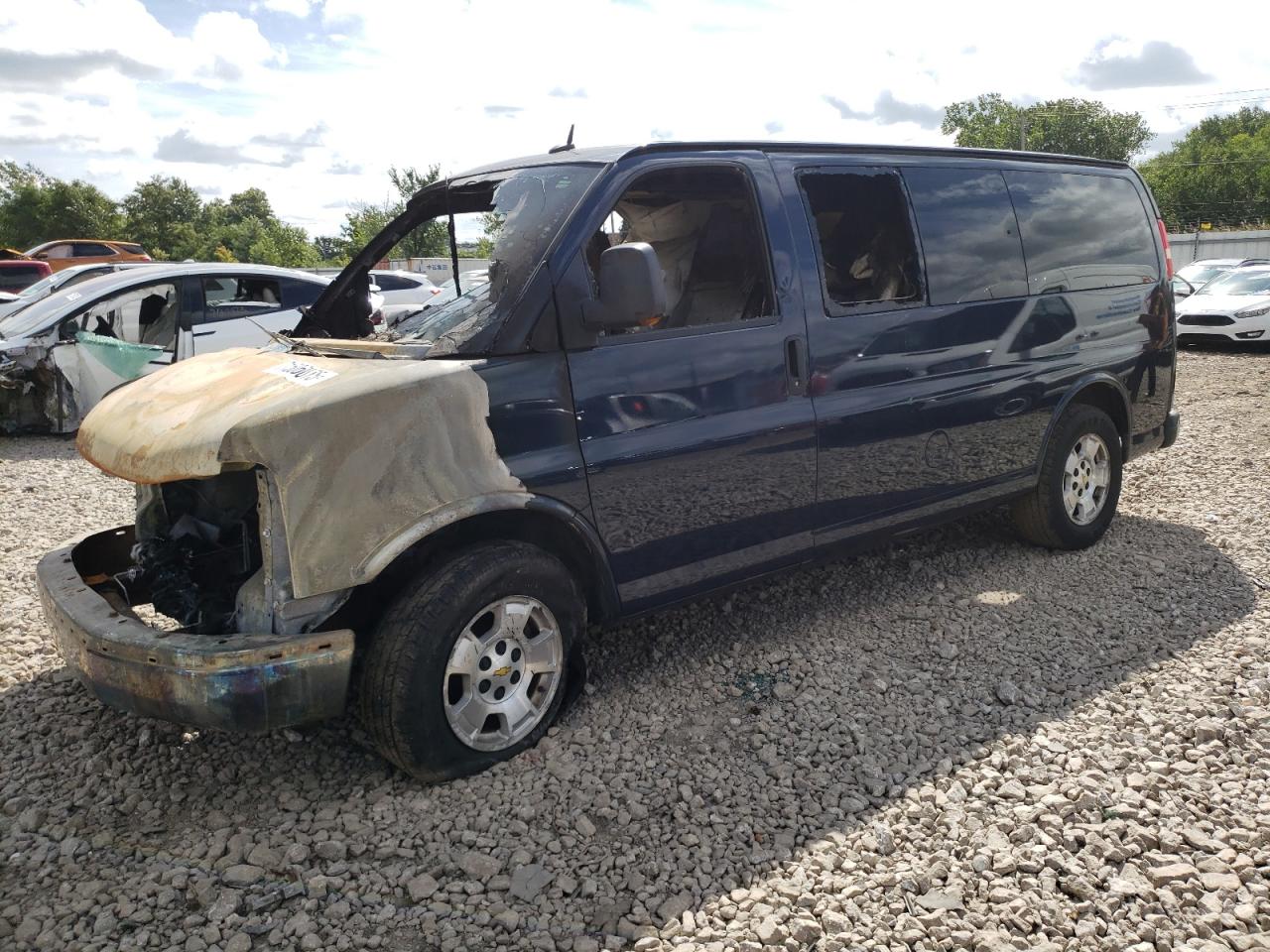 CHEVROLET EXPRESS LT