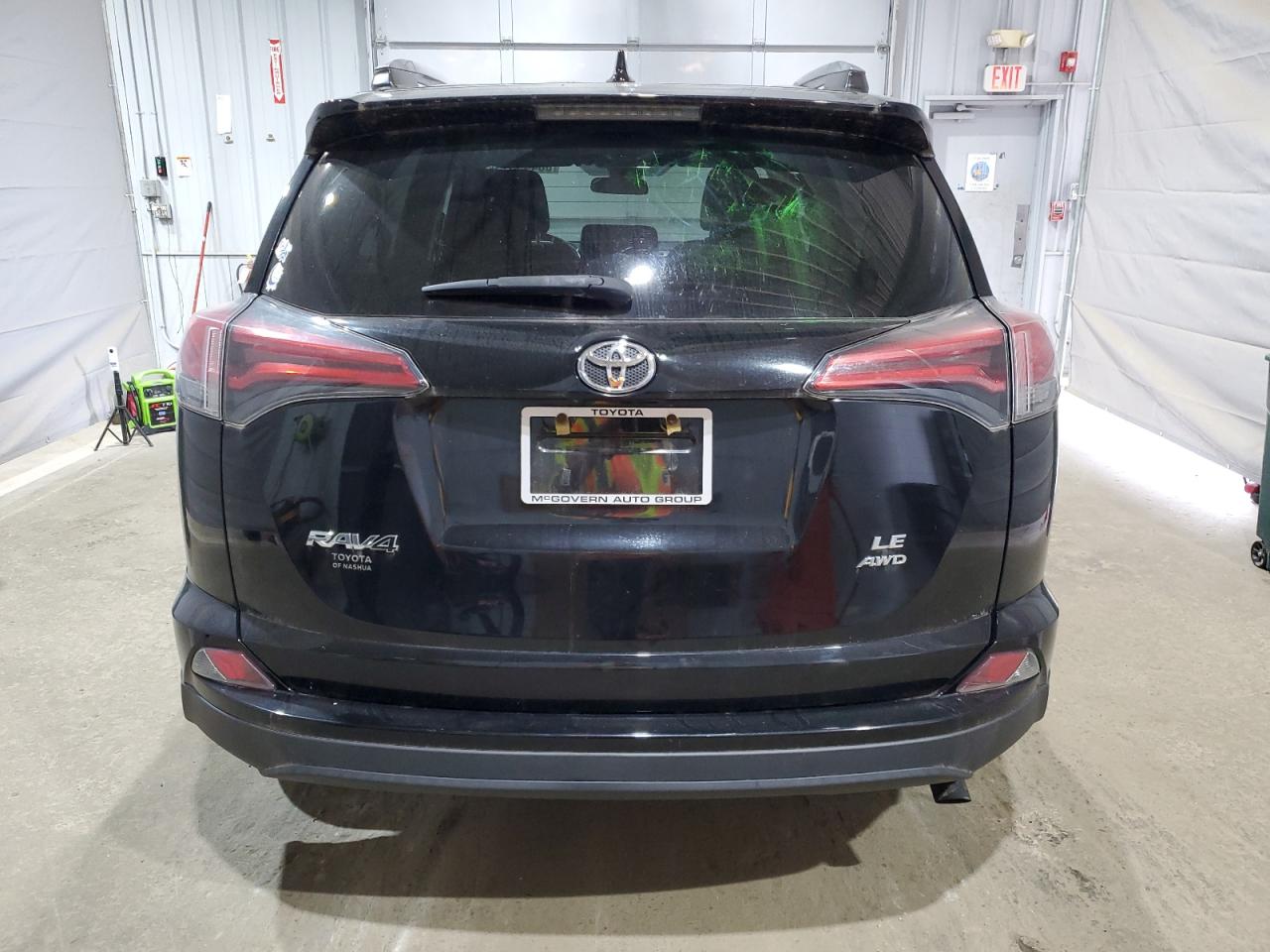 TOYOTA RAV4 LE