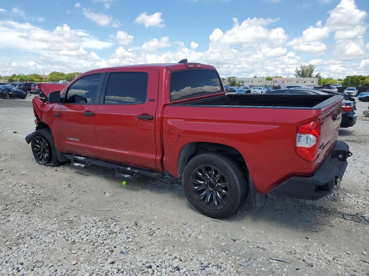 TOYOTA TUNDRA CREWMAX SR5
