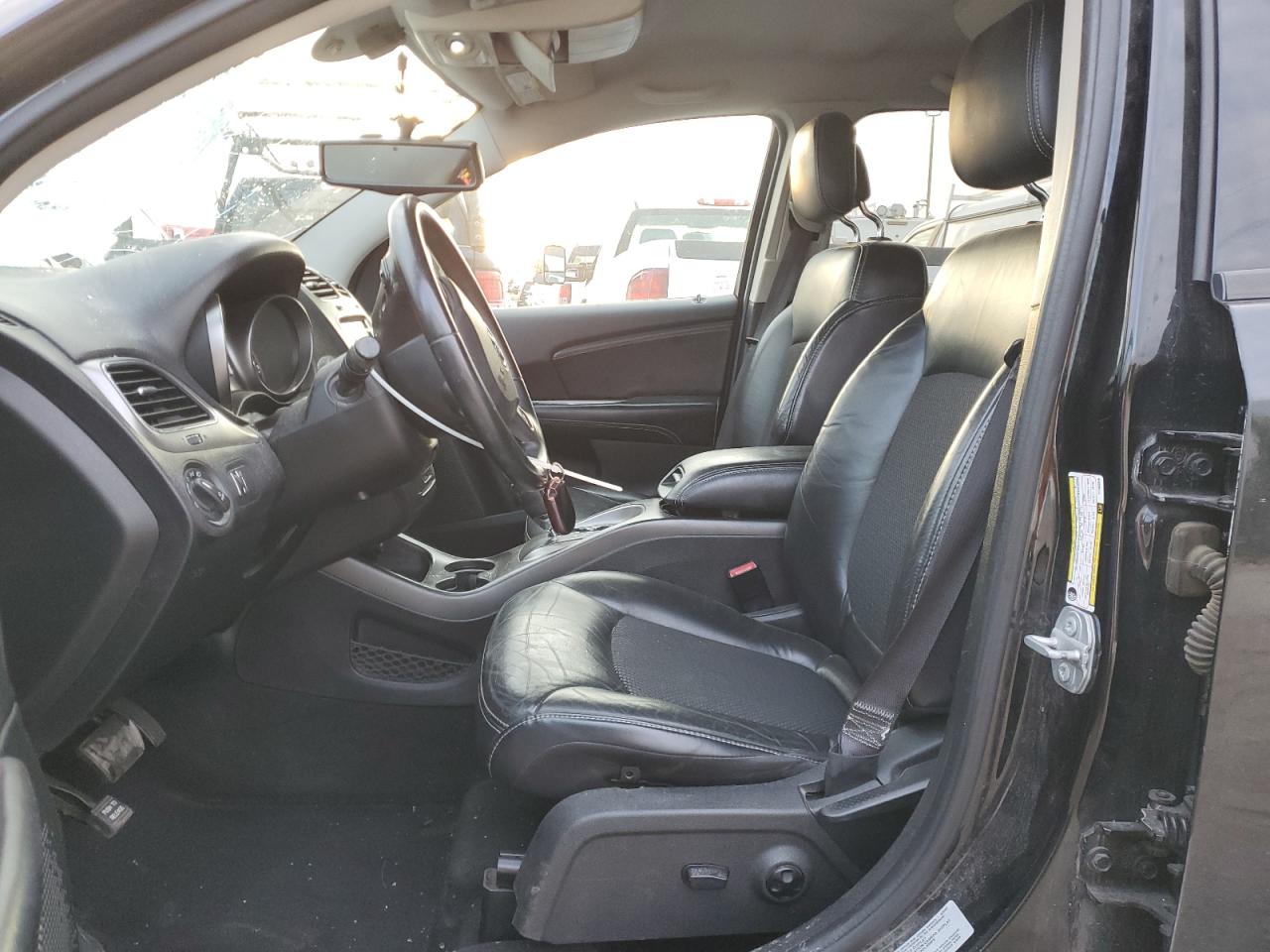 DODGE JOURNEY CROSSROAD