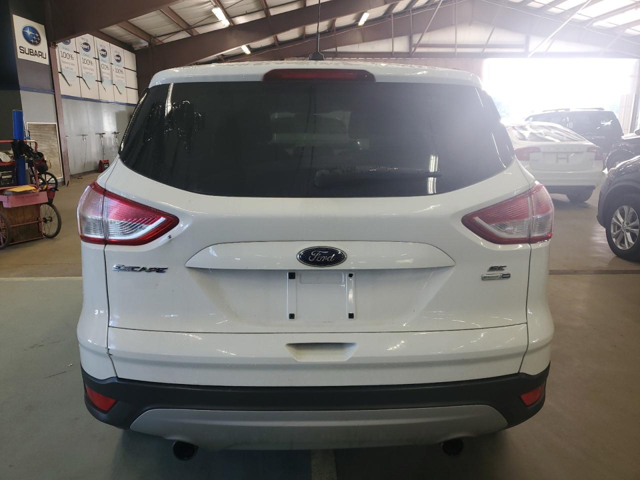 FORD ESCAPE SE