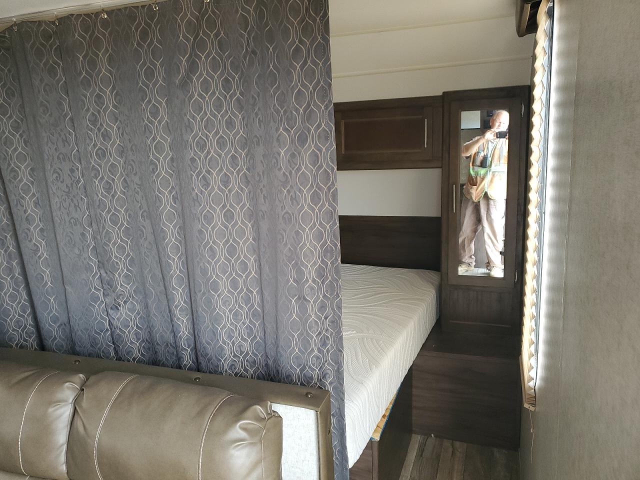 Lot #3279721929 2019 WILDWOOD CHEROKEE