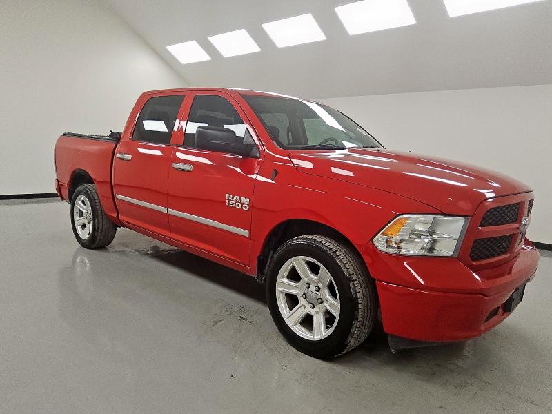 2018 RAM 1500 ST 1C6RR6KG4JS295207