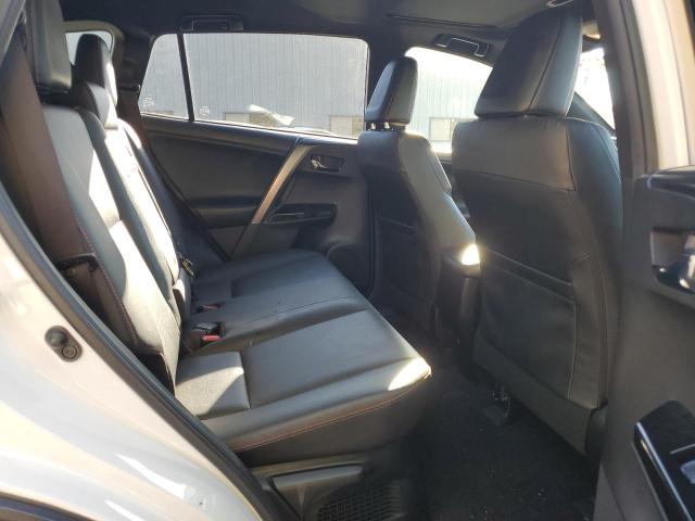 2018 TOYOTA RAV4 HV SE JTMJJREV8JD167632