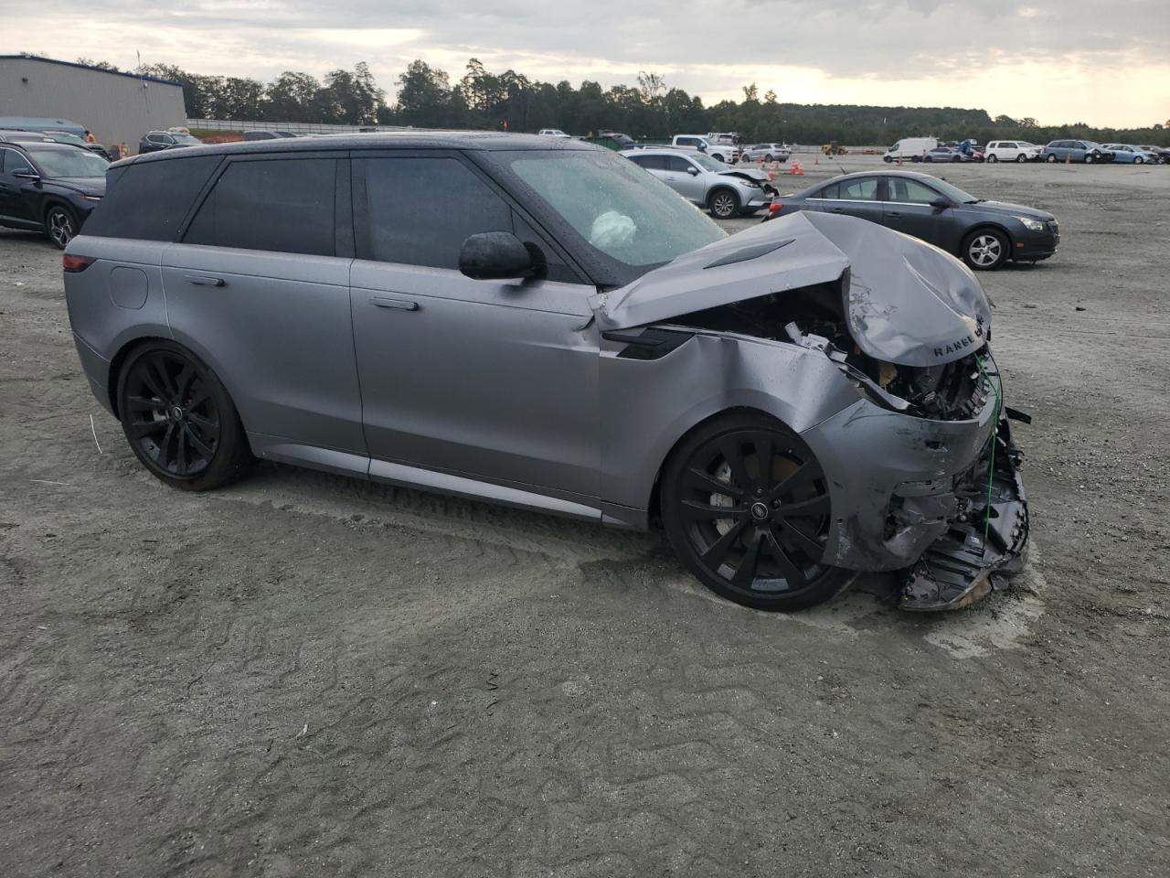 LAND ROVER RANGE ROVER DYNAMIC SE