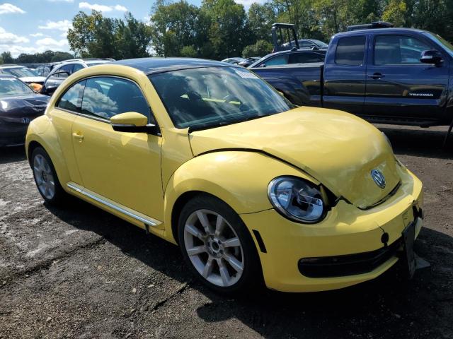 2016 VOLKSWAGEN BEETLE SE 3VWJ17AT8GM606590