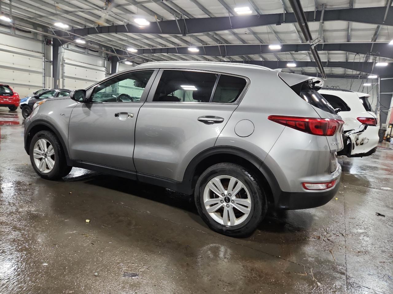KIA SPORTAGE LX