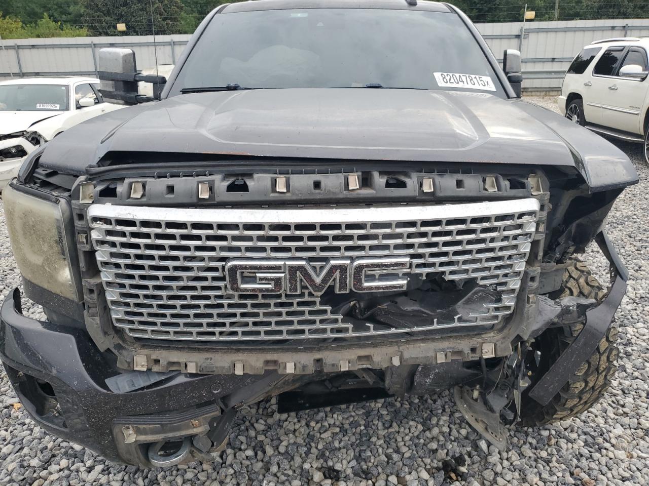 GMC SIERRA 2500HD K2500 DENALI