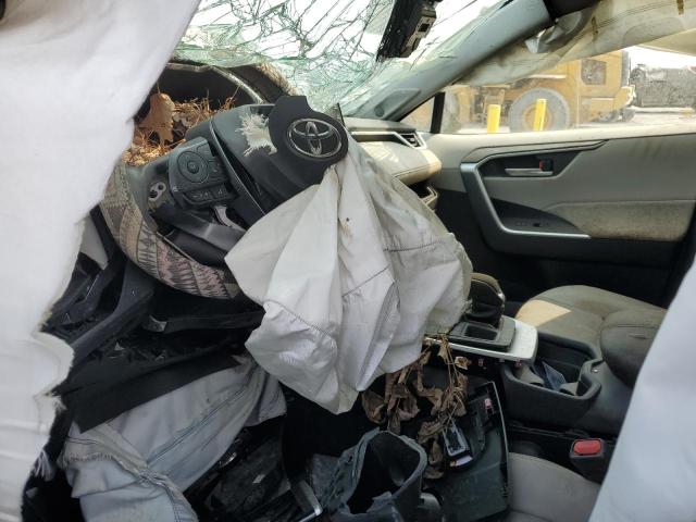 2019 TOYOTA RAV4 XLE P - JTMA1RFV7KJ001720