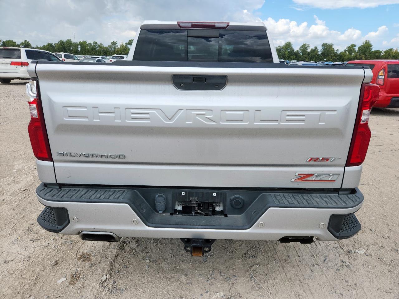 CHEVROLET SILVERADO K1500 RST