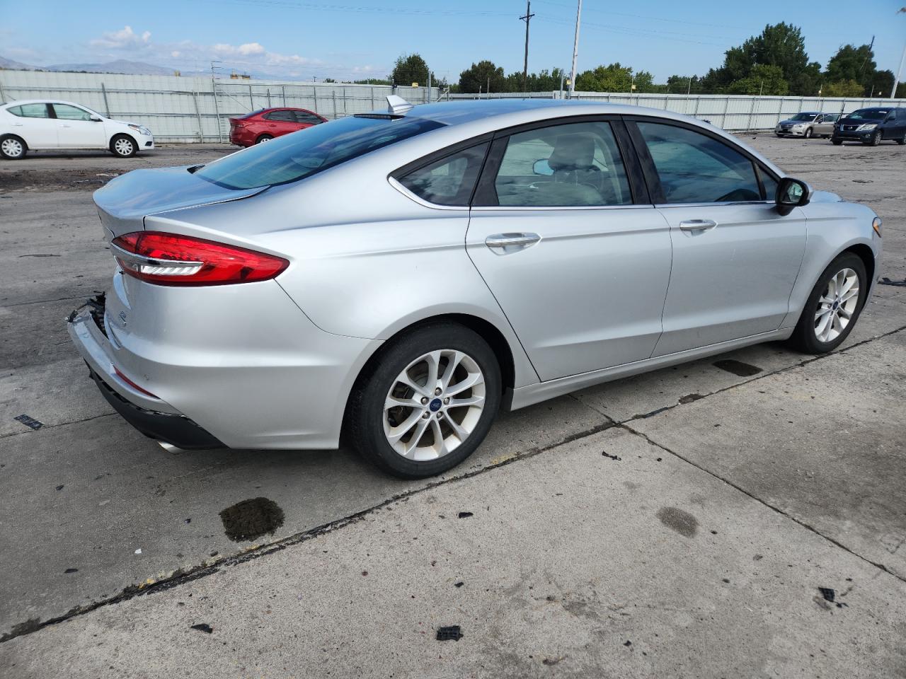 FORD FUSION SE