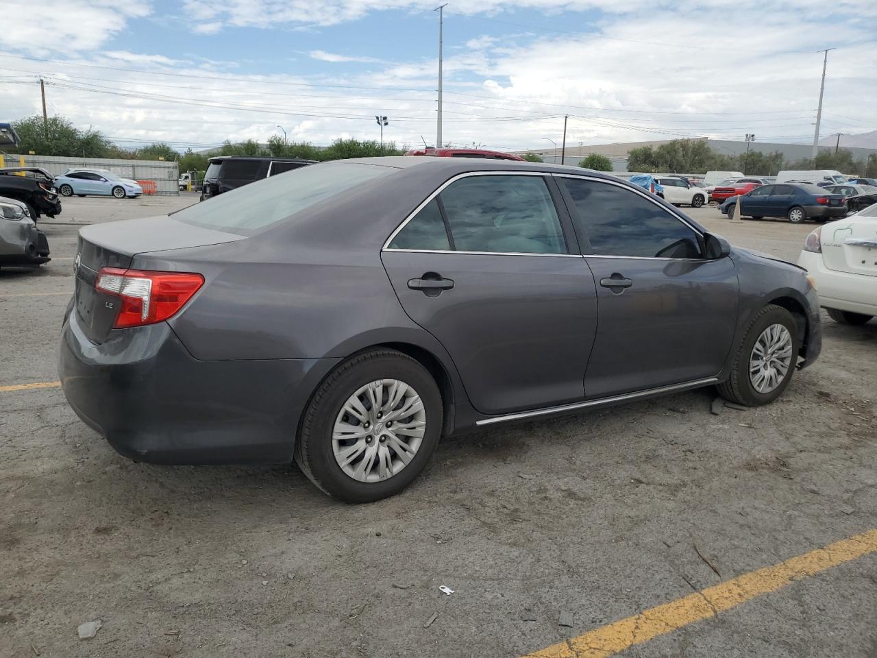 TOYOTA CAMRY L
