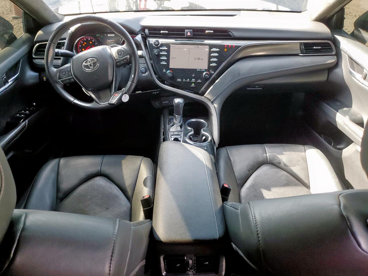TOYOTA CAMRY XSE