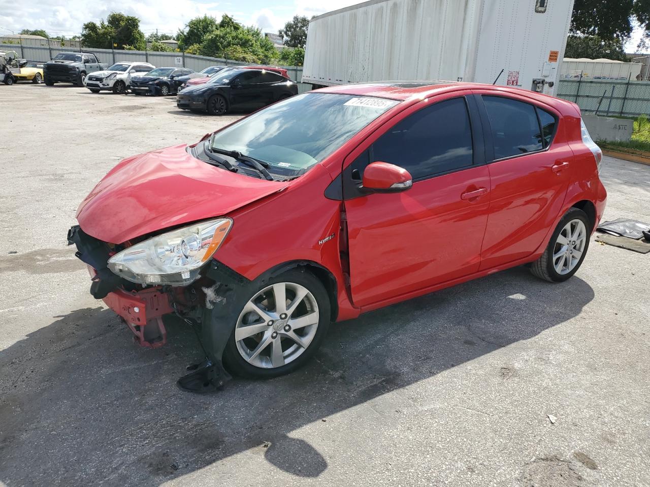 TOYOTA PRIUS C