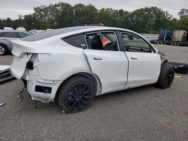 2022 TESLA MODEL Y 7SAYGDEE0NF375070