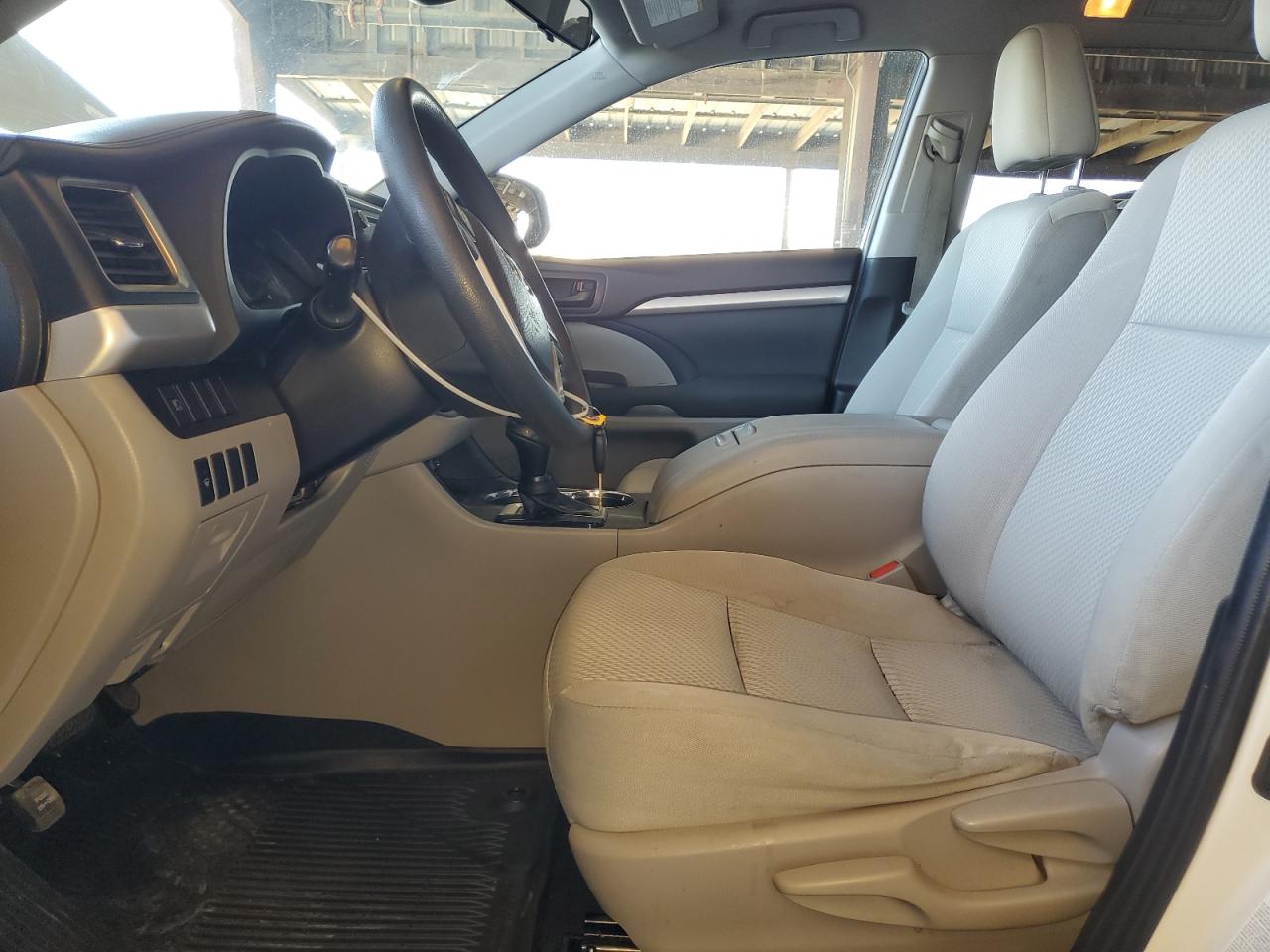 TOYOTA HIGHLANDER LE