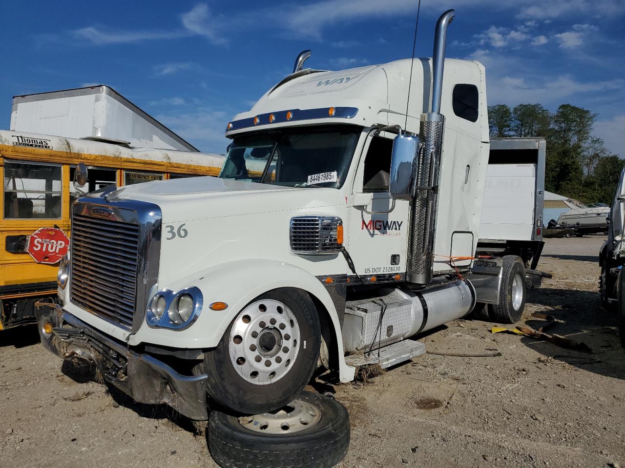 Lot #3297119488 2020 FREIGHTLINER CORONADO