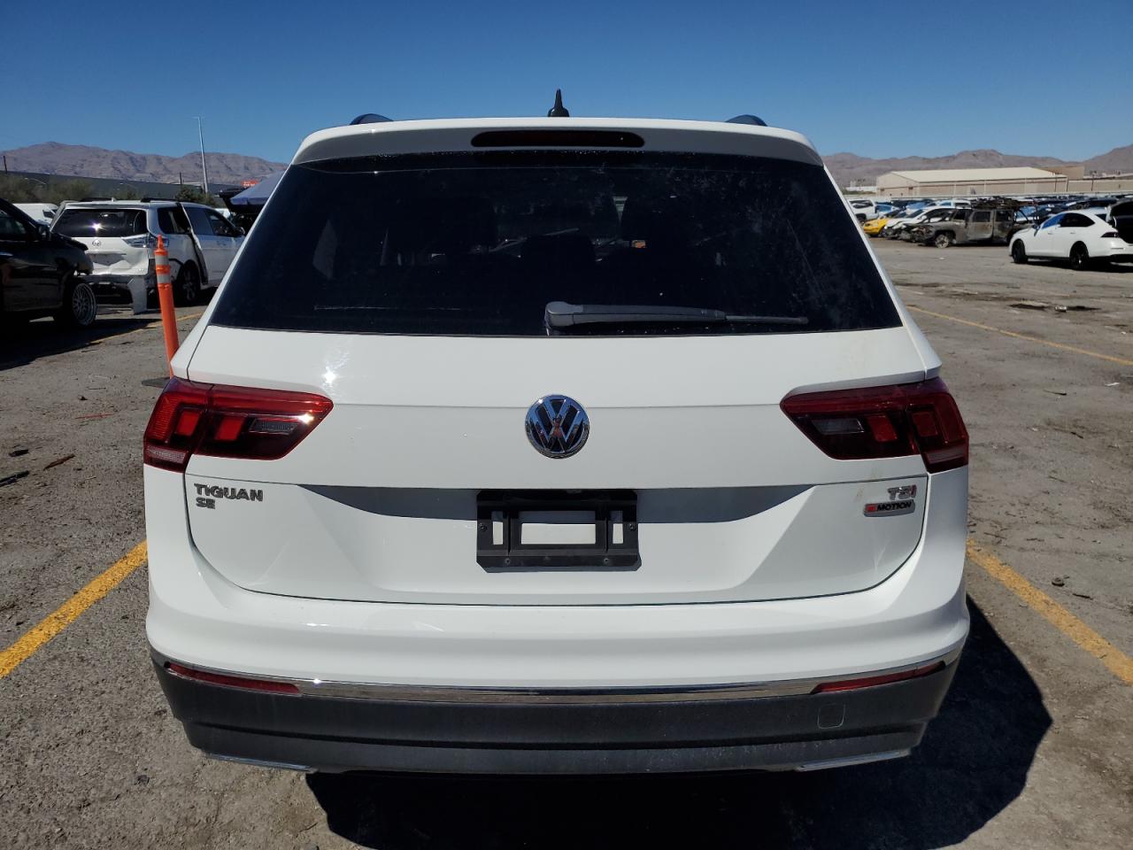 VOLKSWAGEN TIGUAN SE