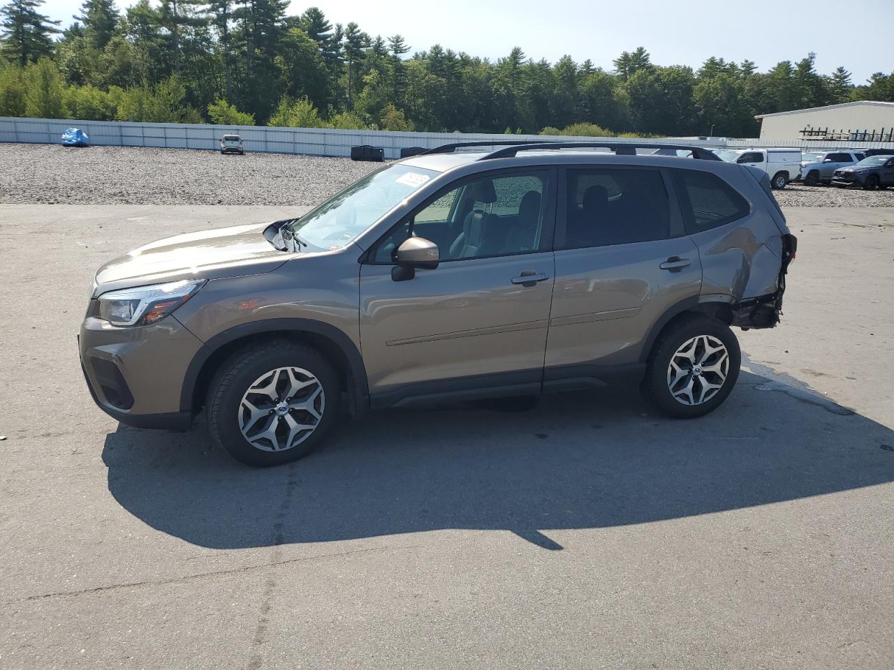 SUBARU FORESTER PREMIUM