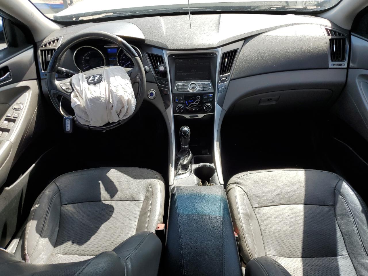 HYUNDAI SONATA HYBRID