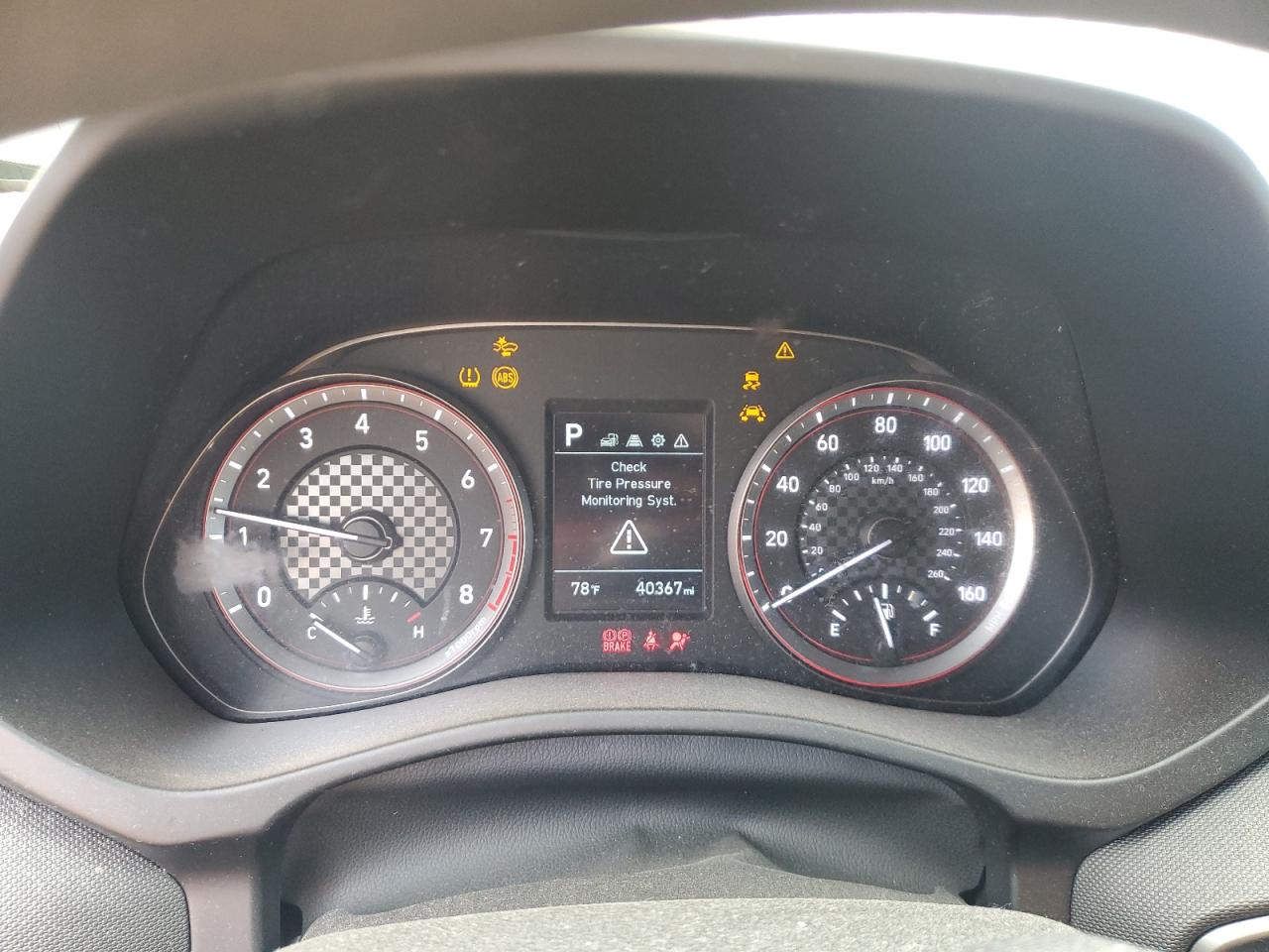 HYUNDAI VELOSTER BASE