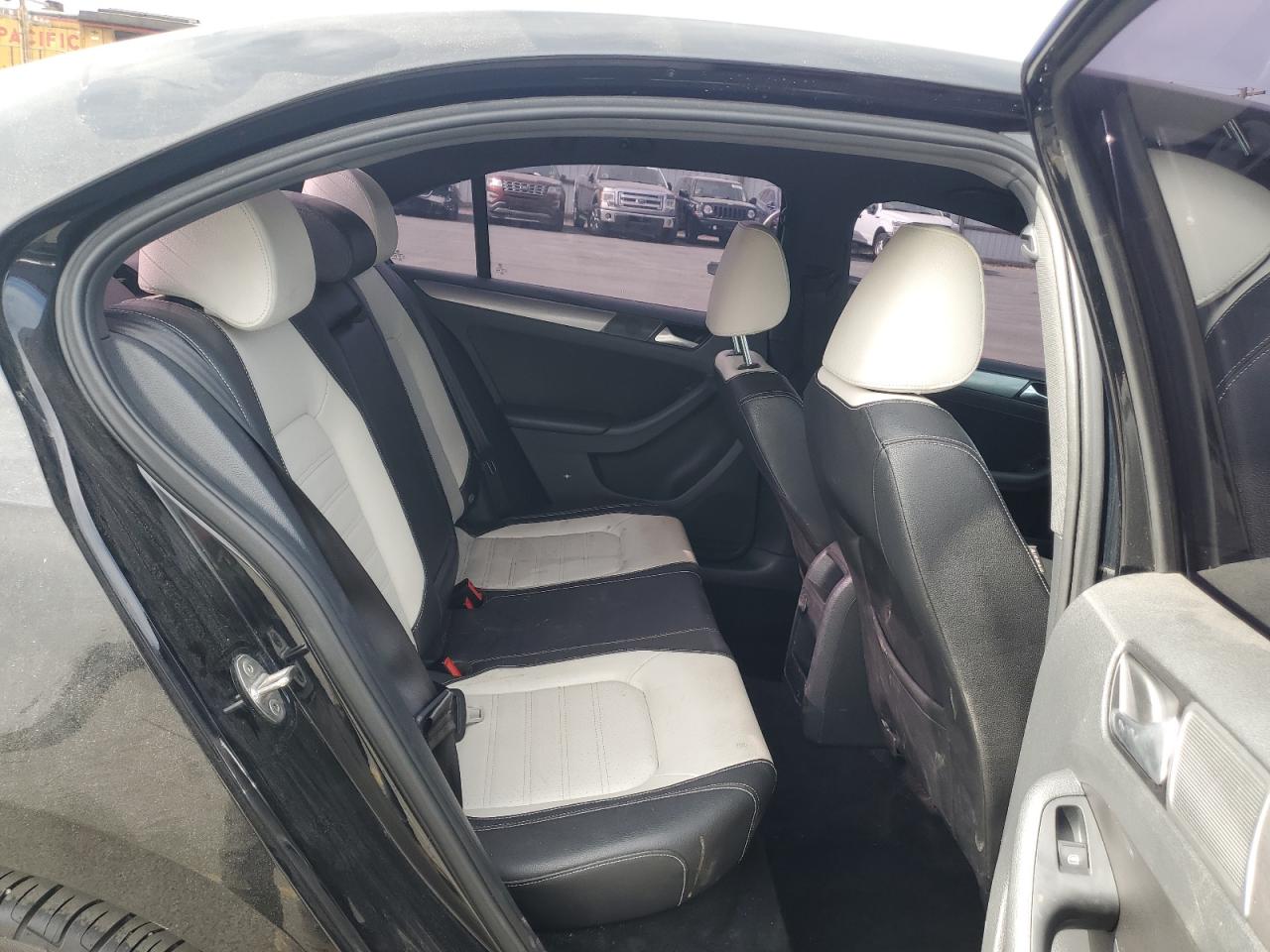 VOLKSWAGEN JETTA SPORT