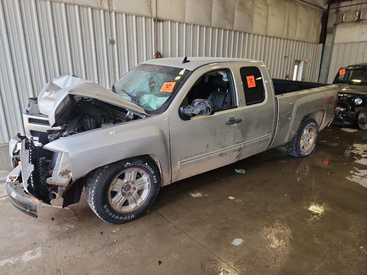 CHEVROLET SILVERADO K1500 LT