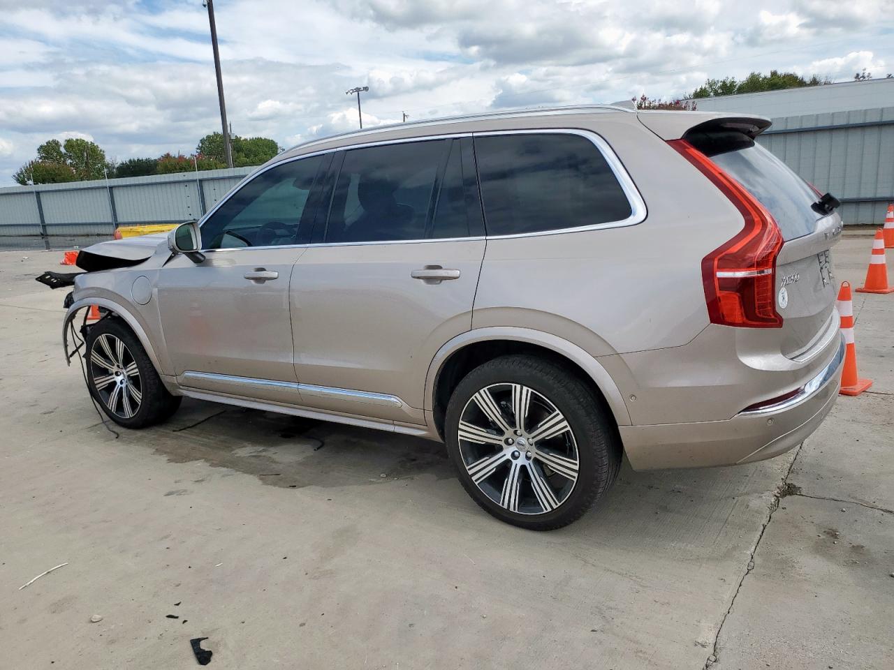 VOLVO XC90 PLUS