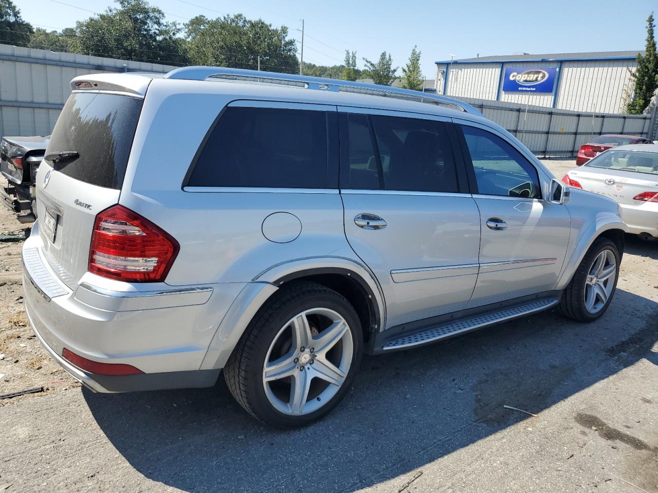 MERCEDES-BENZ GL-CLASS 550 4MATIC
